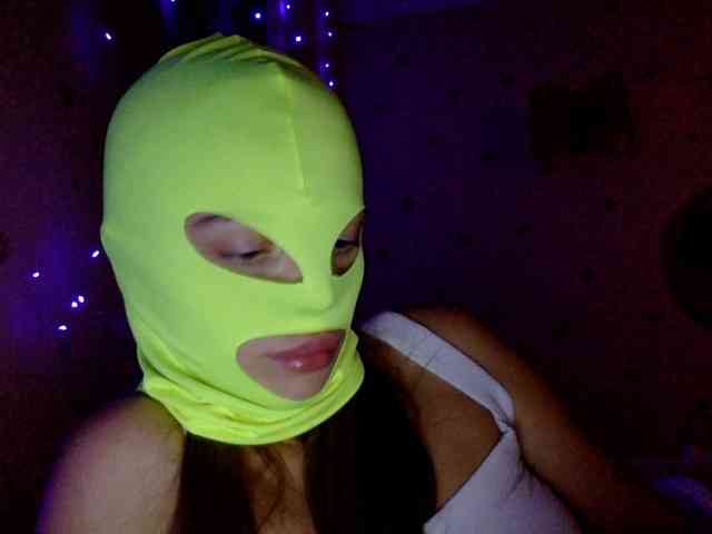 CandyGpussy webcam