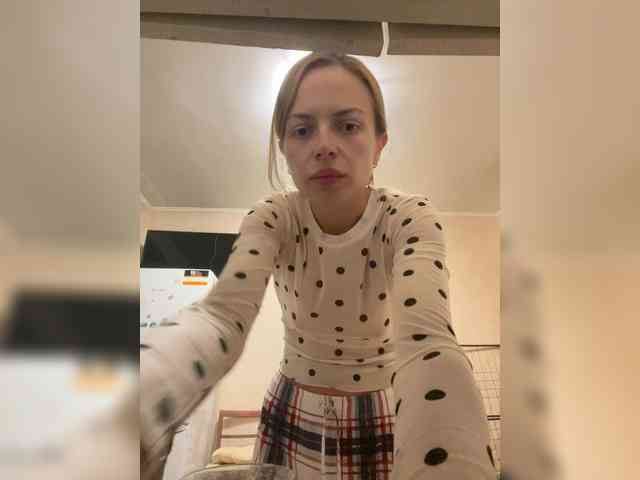 CandyGpussy webcam
