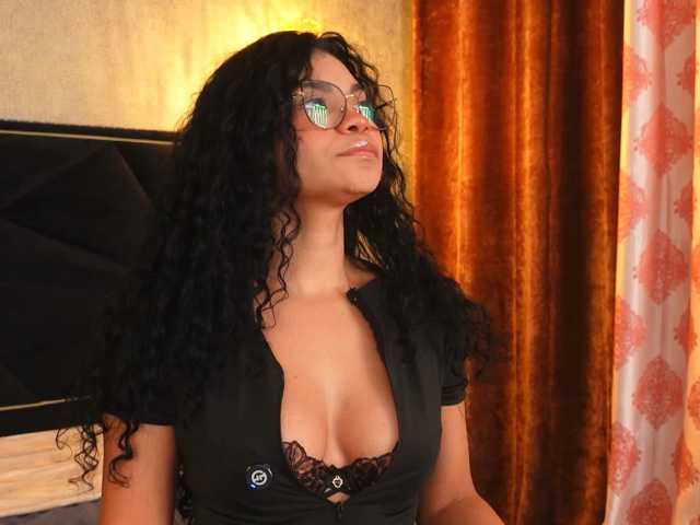 KaliaKross live cam on BongaCams