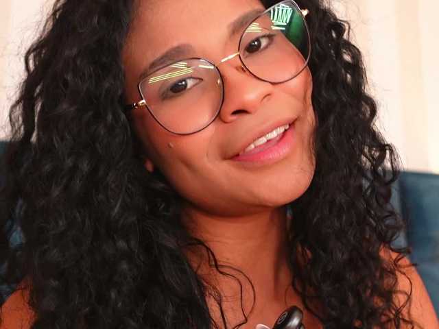 KaliaKross live cam