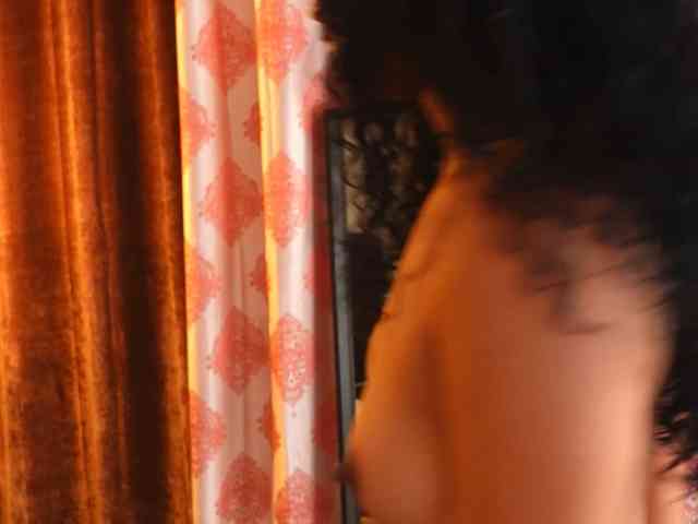 KaliaKross webcam