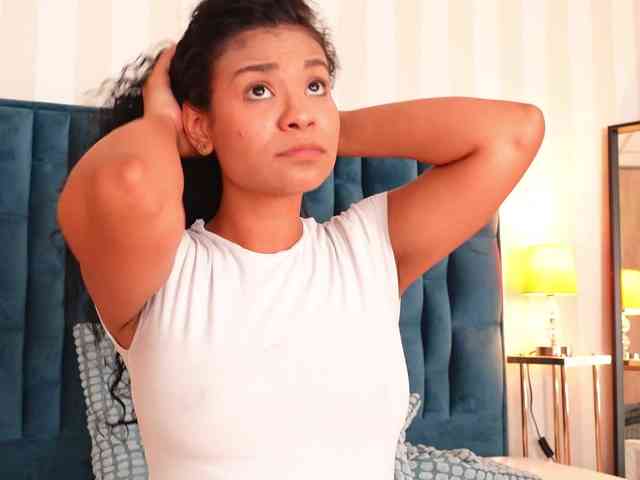KaliaKross webcam