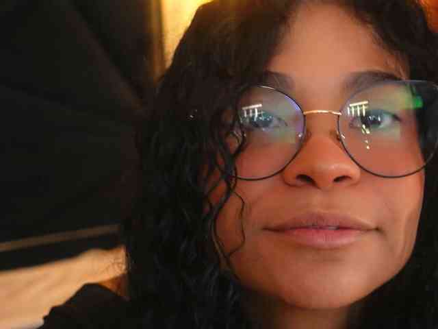 KaliaKross webcam