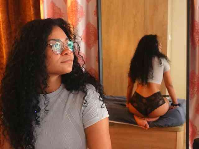 KaliaKross webcam