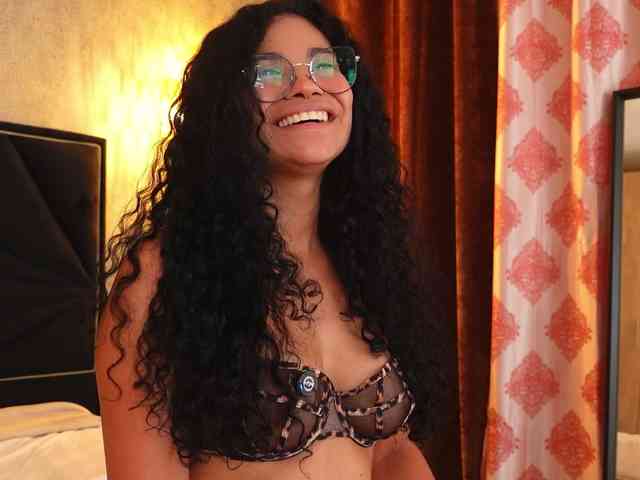 KaliaKross webcam