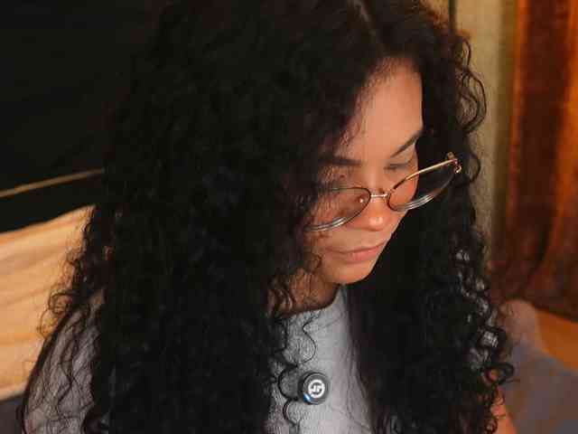 KaliaKross webcam