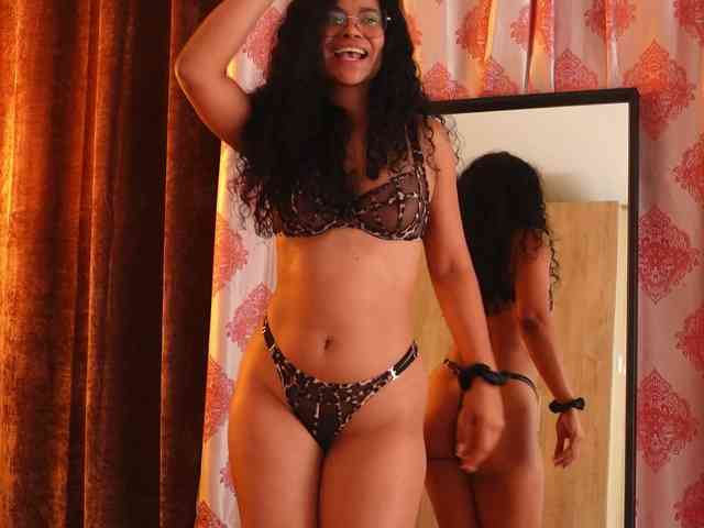 KaliaKross webcam