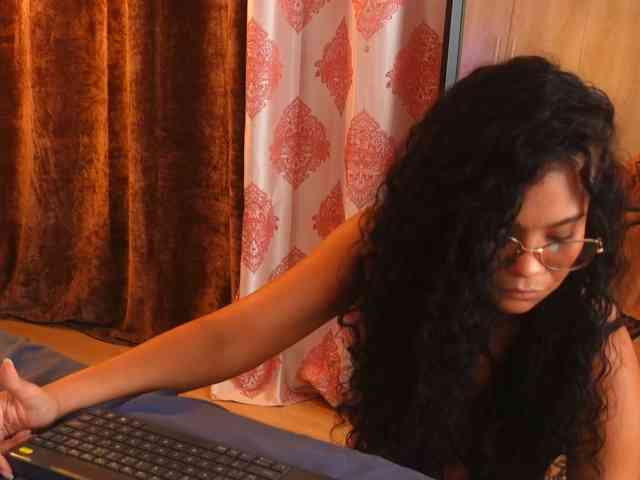 KaliaKross webcam