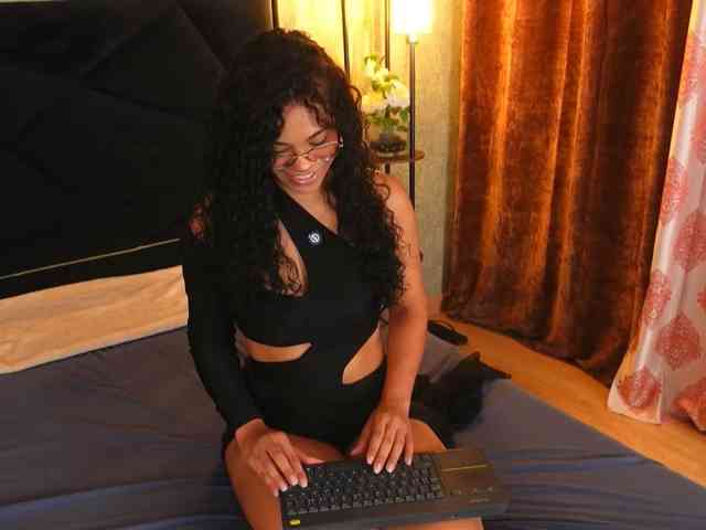 KaliaKross webcam