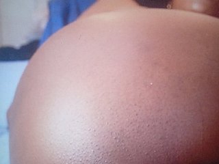 KimmieQuin's Live Webcam
