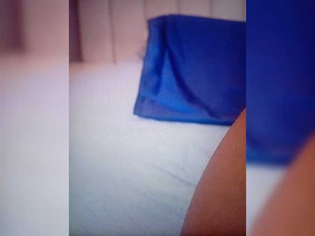 KimmieQuin live cam on BongaCams