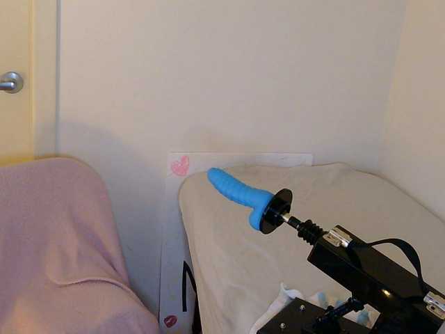 LatinaMommySilvana live cam on BongaCams