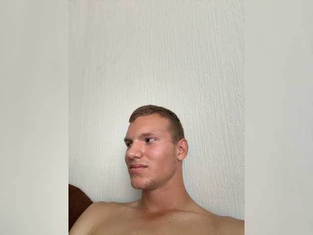 LiamHot live cam