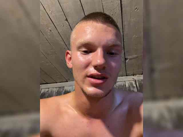 Liamhot's cam show statistics and live stream