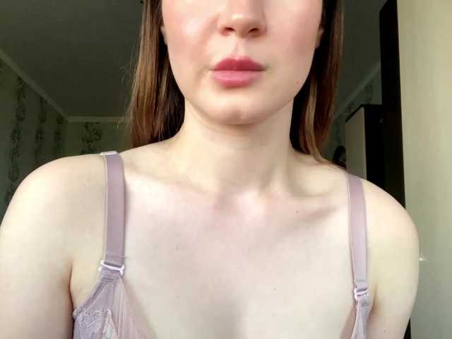 RosalieNied live cam on BongaCams