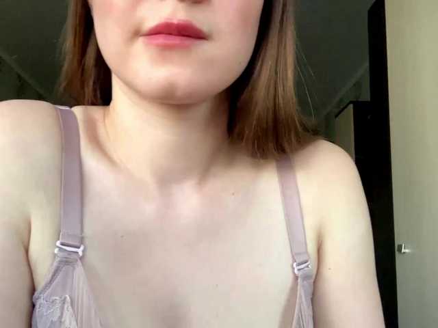 RosalieNied live cam preview