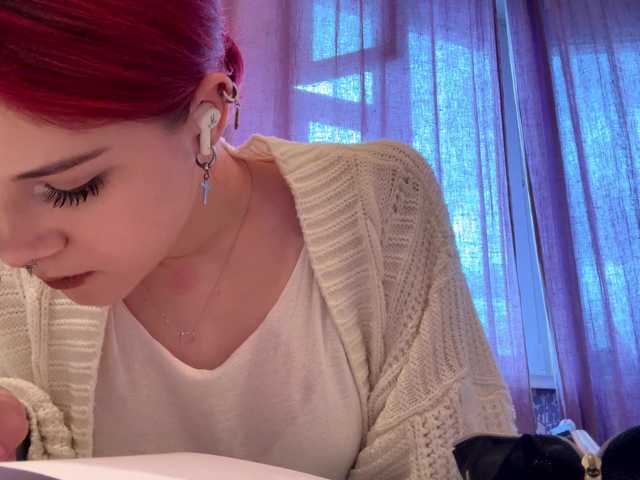 ClaudieOsbeck live cam on BongaCams