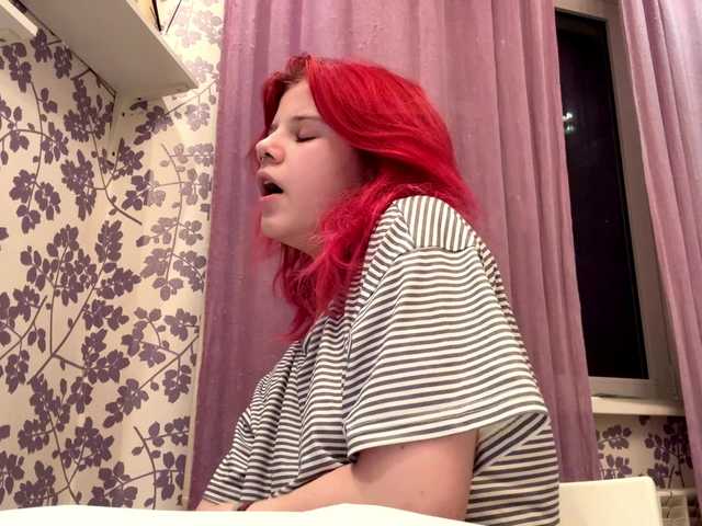 ClaudieOsbeck live cam on BongaCams