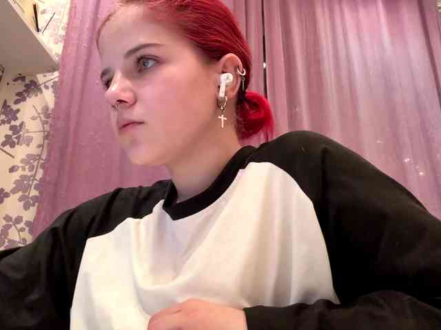 ClaudieOsbeck webcam