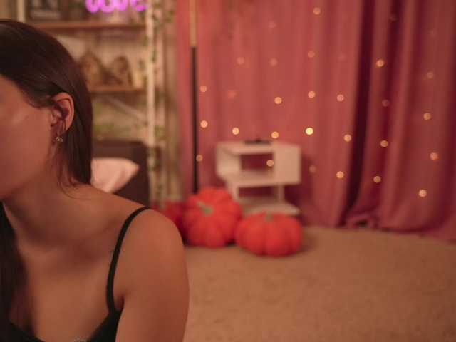 CharmJessi live cam preview