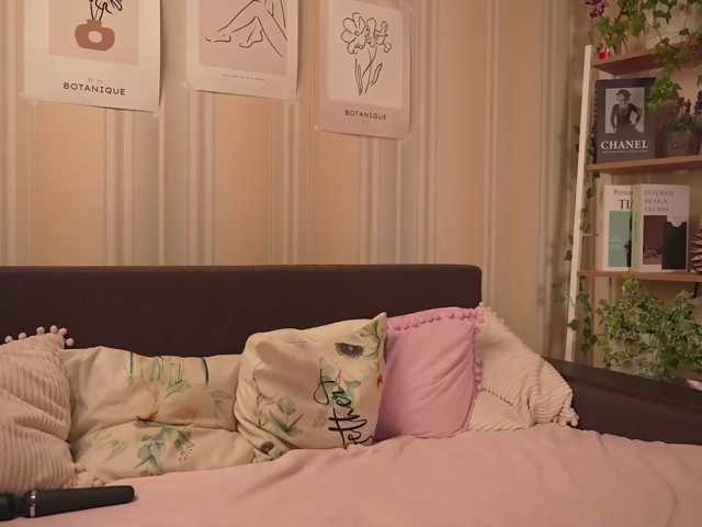 CharmJessi live cam on BongaCams