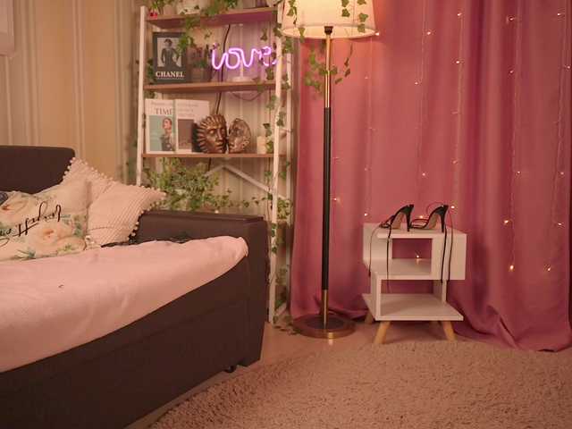 CharmJessi live cam on BongaCams