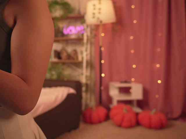 CharmJessi webcam