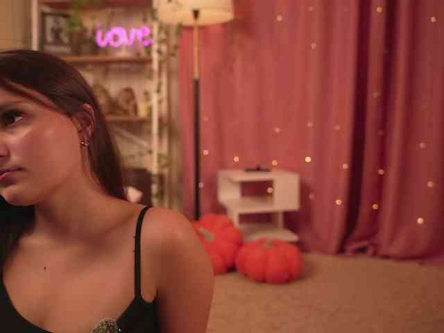CharmJessi webcam