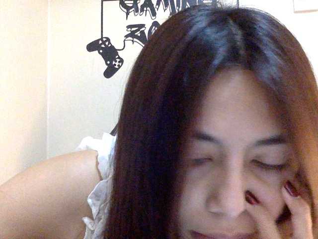 Flowgirll live cam on BongaCams