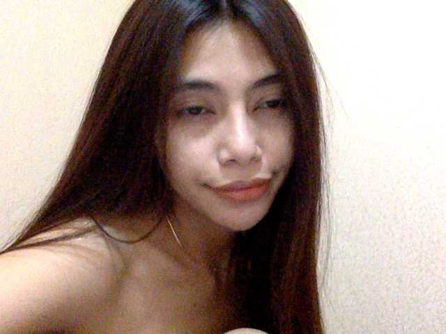 Flowgirll live cam on BongaCams