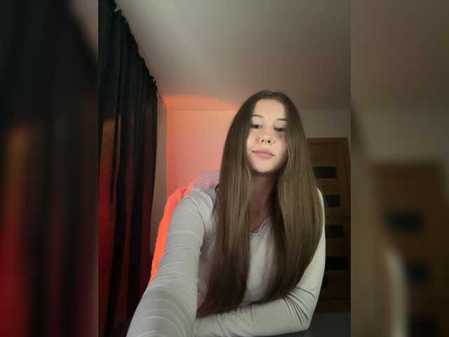 ViolettaBloom live cam on BongaCams