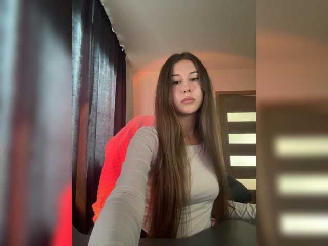 ViolettaBloom live cam on BongaCams