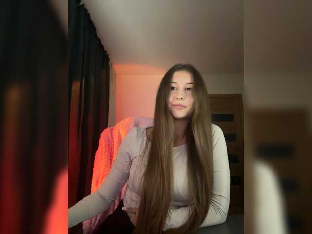 ViolettaBloom live cam on BongaCams
