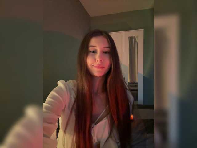 ViolettaBloom live cam on BongaCams