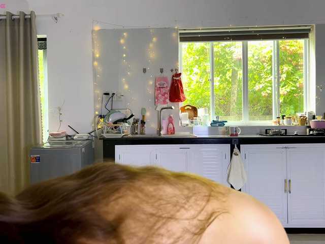 olivia-wey live cam preview