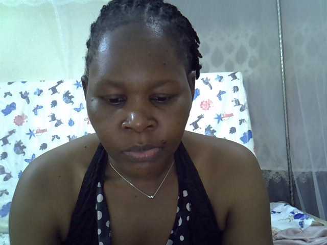 Queen3slim — live female cam
