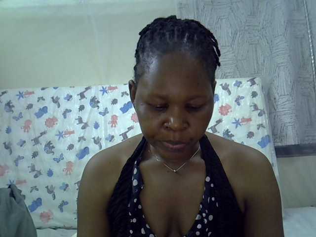 Queen3slim live cam on BongaCams