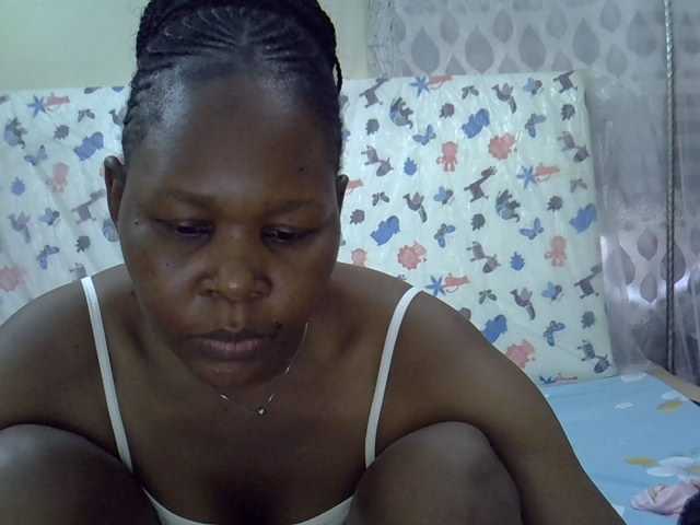 Queen3slim live cam preview