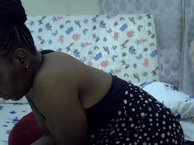 Queen3slim live cam on BongaCams