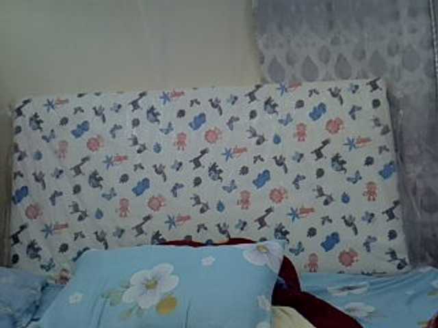 Queen3slim live cam on BongaCams