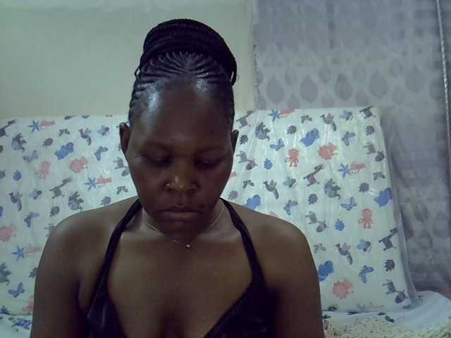 Queen3slim live cam on BongaCams