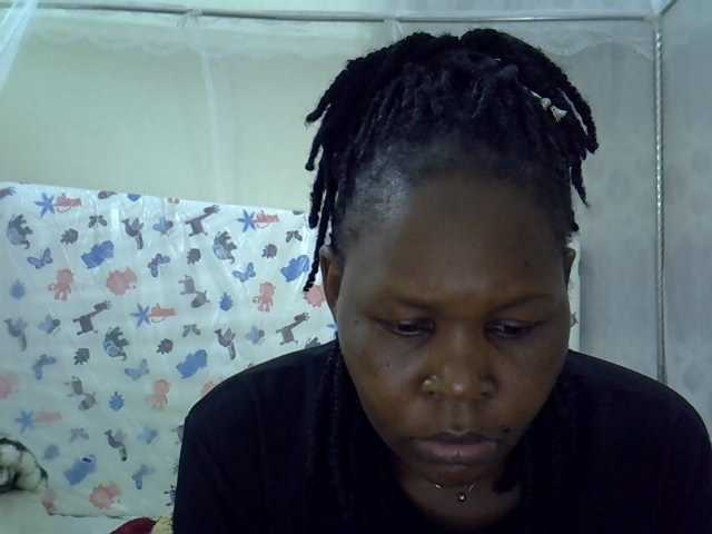 Queen3slim live cam on BongaCams