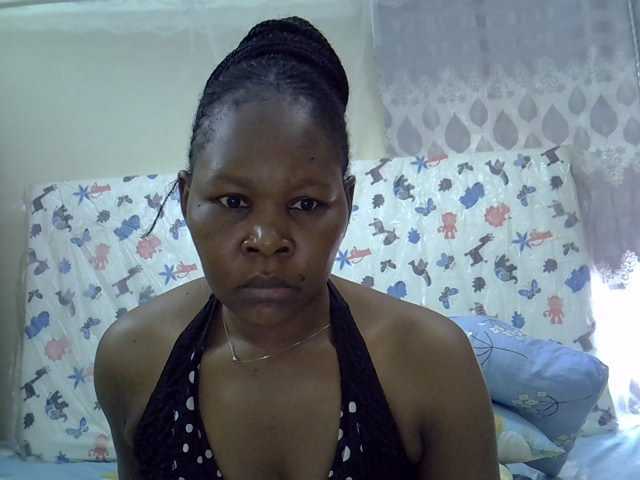 Queen3slim live cam on BongaCams