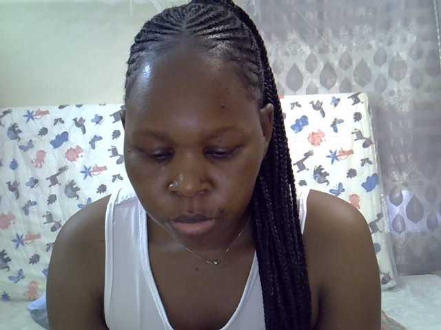 Queen3slim live cam on BongaCams