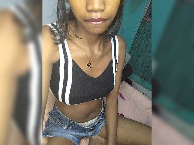Elynah07 live cam on BongaCams