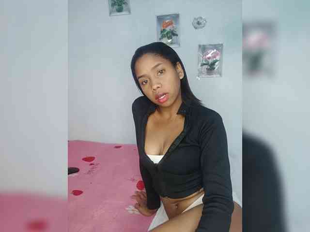 Model: Elynah07