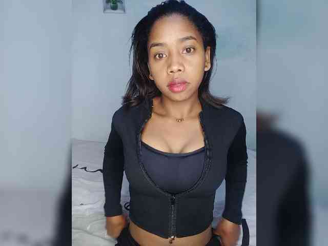 Model: Elynah07