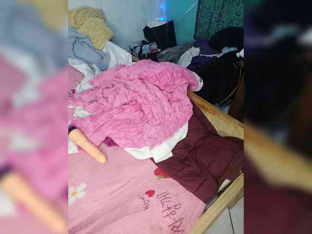 Elynah07 webcam
