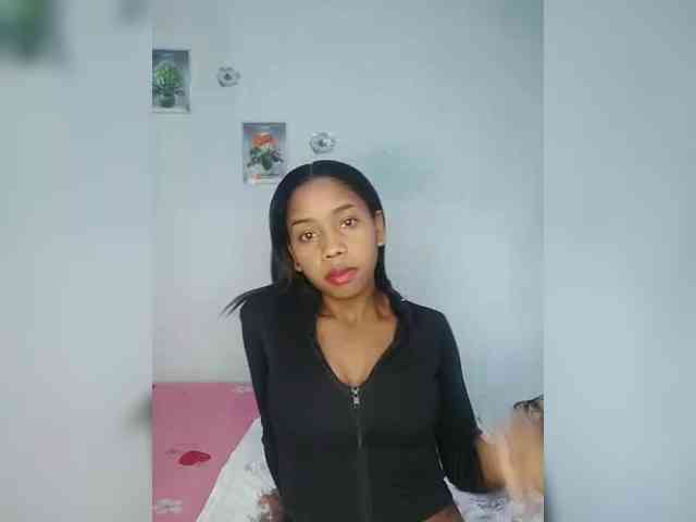 Elynah07 webcam