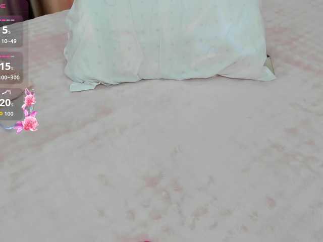 Misslovelly live cam on BongaCams